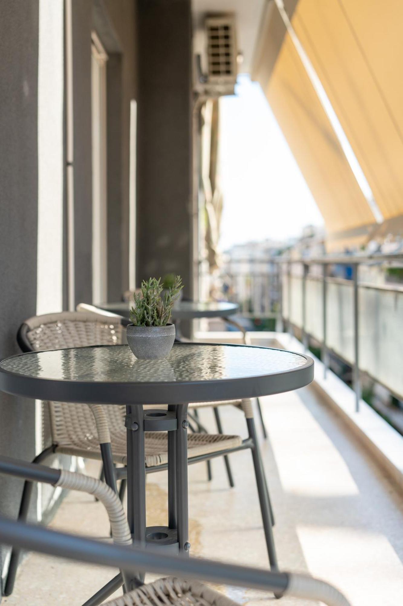 Luxury Apartment Next To The National Museum 雅典 外观 照片